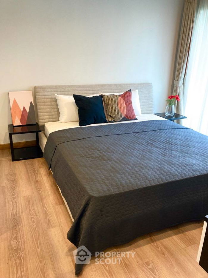 picture 1-BR Condo at The Seed Musee Sukhumvit 26 near BTS Phrom Phong (ID 869335) - 7/23