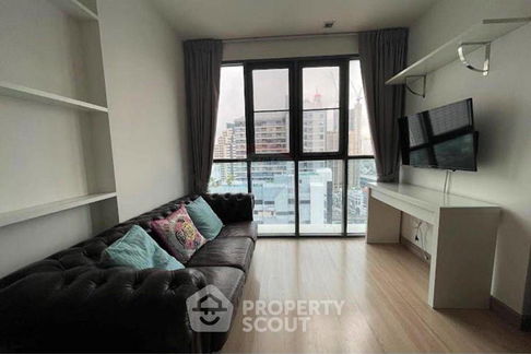 2-BR Condo at Ideo Mobi Phayathai near BTS Phaya Thai (ID 1946196)