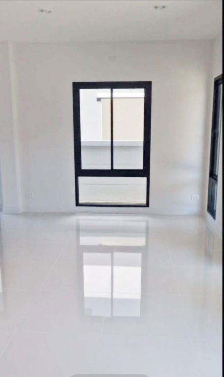 picture Two-story townhouse for rent in Rung Ruang Villa Village, Lam Luk Ka Khlong 3, Pathum Thani. - 4/8