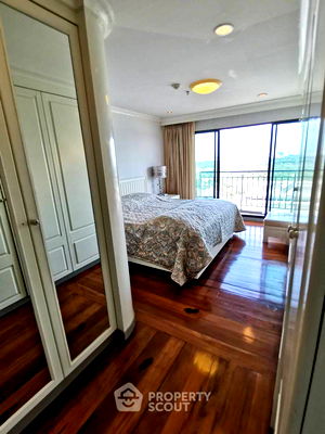 Condos for rent : 3-BR Condo at Lumpini Place Narathiwat-Chaopraya close to Phra Ram 3 (ID 218131)