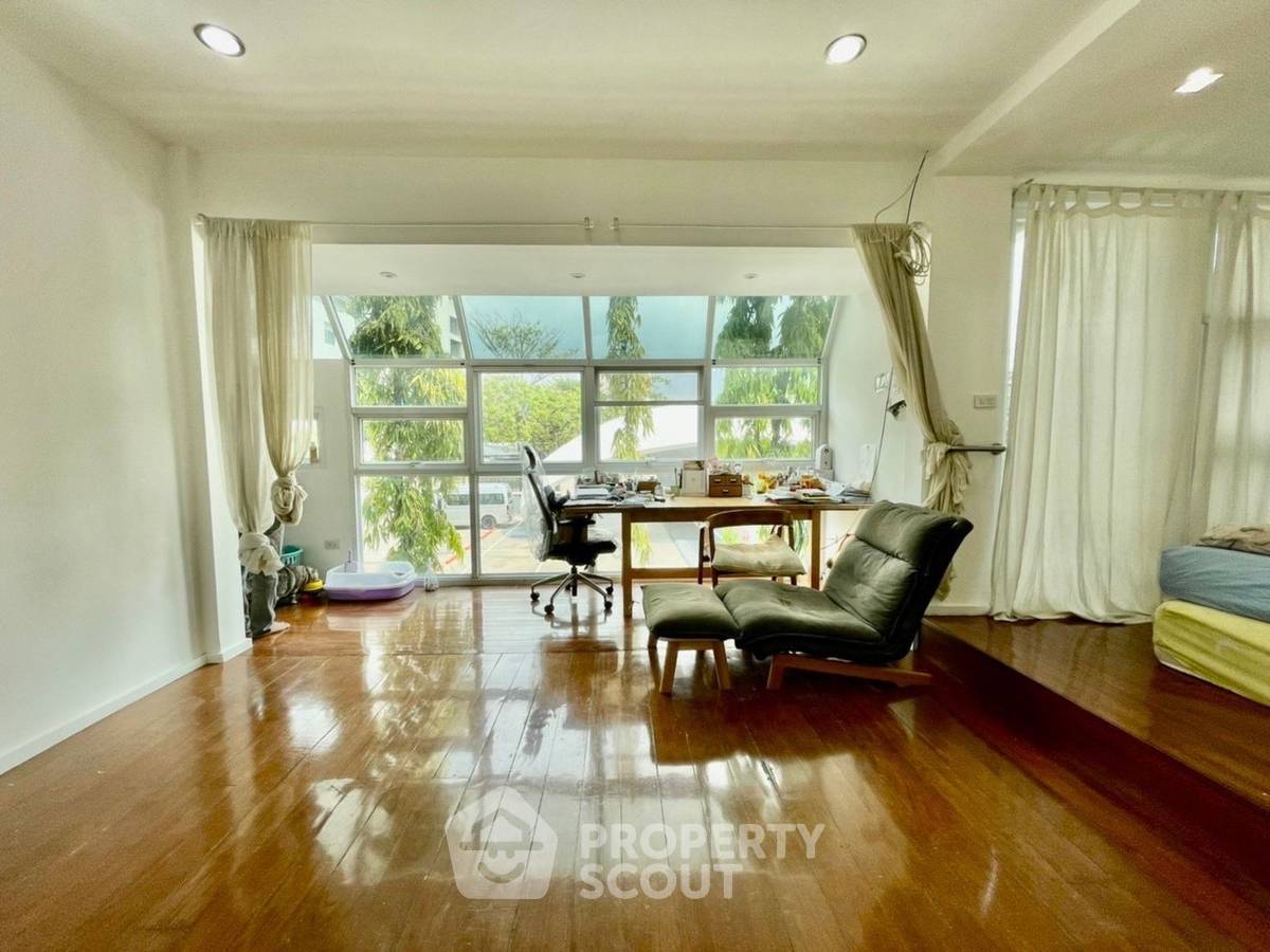 รูป บ้าน 2-ห้องนอน ใกล้ BTS เอกมัย (ID 1431738) - รูปที่ 8/10
