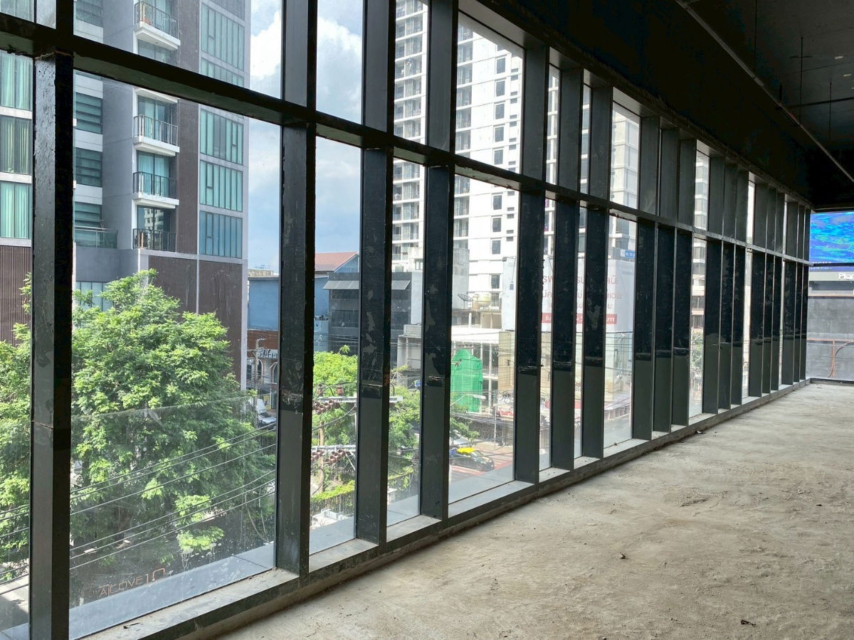 picture ✨ Premium Retail Space for Rent in the Heart of Thonglor–Ekkamai (Owner Post) 📍 Unit 303 | 3rd Floor | Donki Mall Thonglor - 5/17