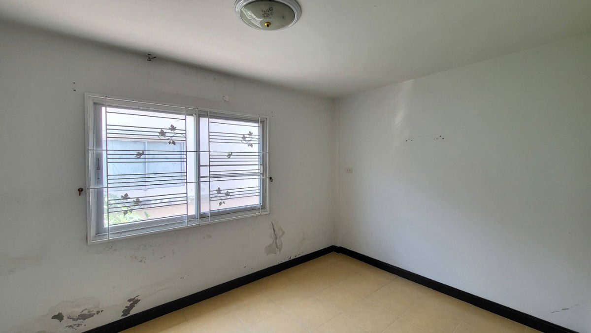 picture For sale: Townhouse 18 sq. wa, K.C. Ramintra 7 - 12/15