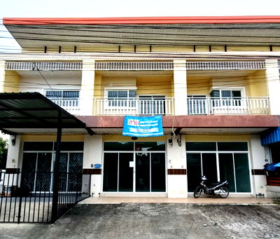 อาคารพาณิชย์ หาดใหญ่ สงขลา : อาคารพาณิชย์ เนื้อที่ทั้งหมด 92 ตารางเมตร เลขที่ 8/2 โครงการฉัตรทองดอกแก้ว 5 - ตำบลบ้านพรุ อำเภอหาดใหญ่ สงขลา ราคา 1,615,000 บาท