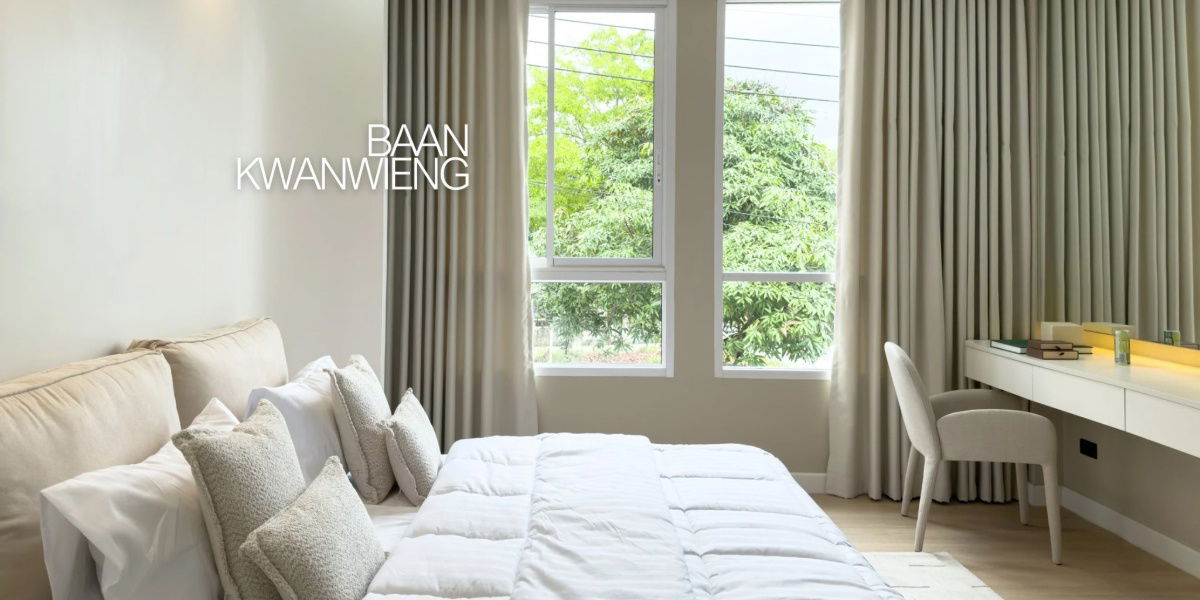 picture House for Sale in Kwan Wieng. Warm-toned 4-bedroom home, fully furnished with electrical appliances.  SW002852 - 12/34