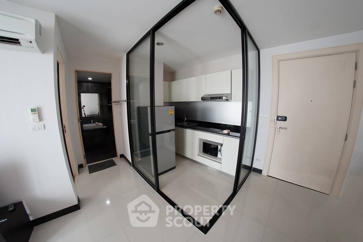 picture 1-BR Condo at Voque Sukhumvit 16 Condominium near MRT Queen Sirikit National Convention Centre (ID 1563878) - 3/10