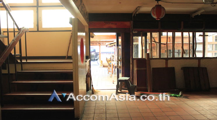 picture 🔼🔽 AccomA 📩 Home Office 3 BR House in Khlong Ton Nuea (95594) - 5/8