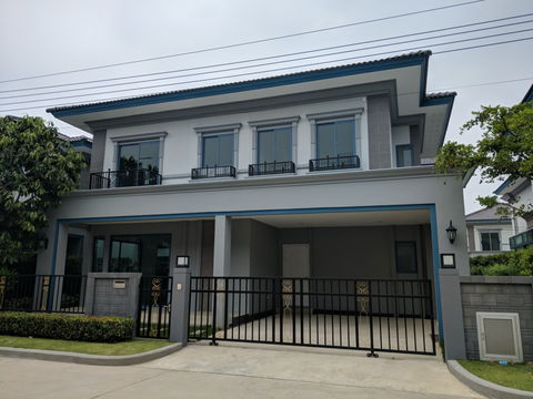 PK002 ขายบ้านเดี่ยวหรู แต่งครบ พร้อมเข้าอยู่ โครงการ Grandio บางแค