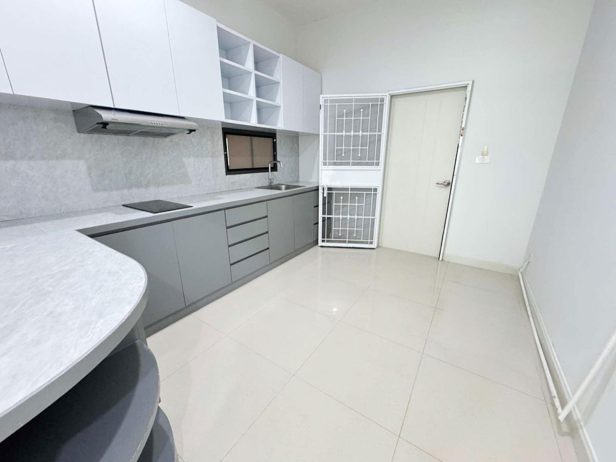 picture Two-story detached house for rent in Thanapirom Village, Navanakorn Khlong Nueng, Khlong Luang District, Pathum Thani - 10/56
