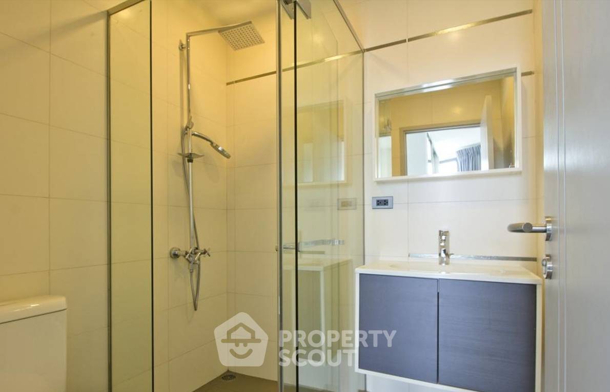 picture 2-BR Condo at Wyne By Sansiri near BTS Phra Khanong (ID 2253758) - 9/10
