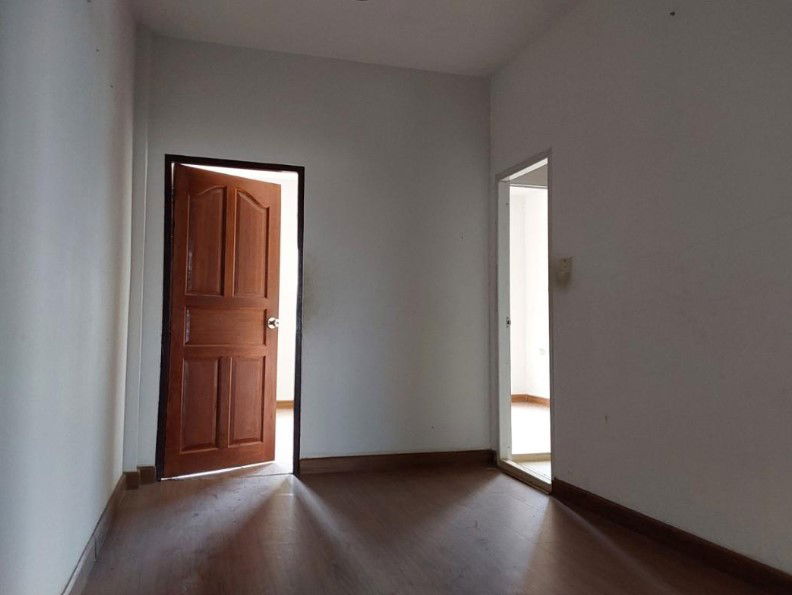 picture ทาวน์โฮม 90.4 square meter Nakhon Ratchasima Muang Nakhon Ratchasima Nong Phai Lom for 2137000 THB - 4/7