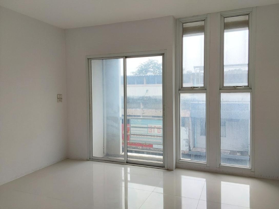 picture อาคารพาณิชย์ 68 square meter Nakhon Ratchasima Muang Nakhon Ratchasima Nai Muang for 3518000 THB - 6/9