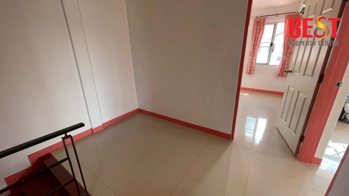 picture Corner Home for Sale in Sanfun Village, Suwinthawong, Move-In Ready & Prime Location - 14/19