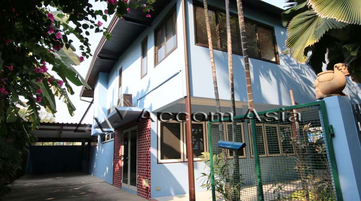 picture 🔼🔽 AccomA 📩  3 BR House in Khlong Ton Nuea (13000373) - 1/11