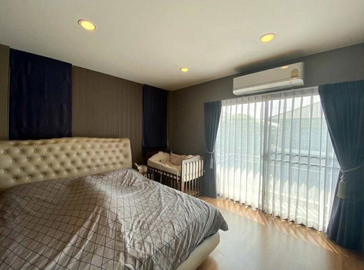 picture Centro Westgate house for sale 4.99 MB. - 5/14