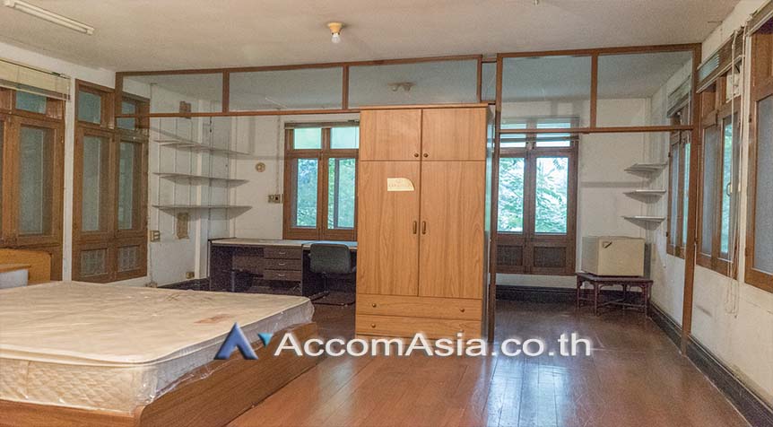 picture 🔼🔽 AccomA 📩 Home Office,Garden 4 BR House in Khlong Ton Nuea (AA26054) - 12/20