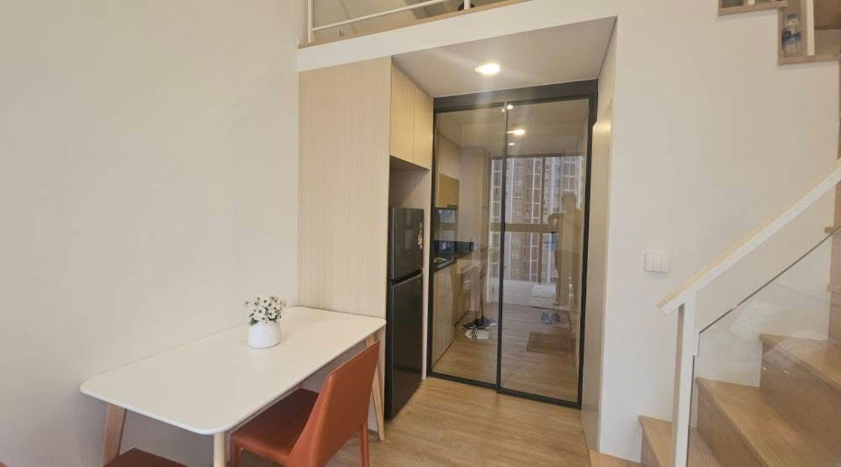 picture For rent 📍 Landmark @ MRTA Station 📍 DUPLEX room with new furniture and appliances - 9/11