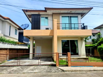 Houses for rent : For rent single home Habitia ratchapruek