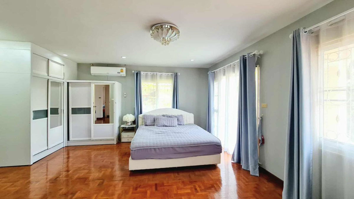 picture For Rent – Large Detached House, Karnkanok Ville 4, Nam Home – San Kamphaeng | 5 Bedrooms | 40,000 THB/month 🏠✨ - 3/18