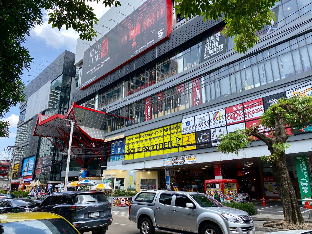 picture ✨ Premium Retail Space for Rent in the Heart of Thonglor–Ekkamai (Owner Post) 📍 Unit 303 | 3rd Floor | Donki Mall Thonglor - 2/17