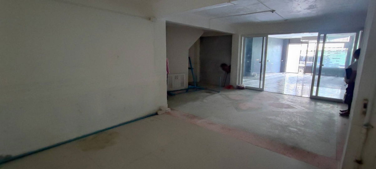 picture Urgently for rent, 4-storey commercial building, suitable for all types of business, Charansanitwong 57 (lots of usable space) (N.1015) - 3/8