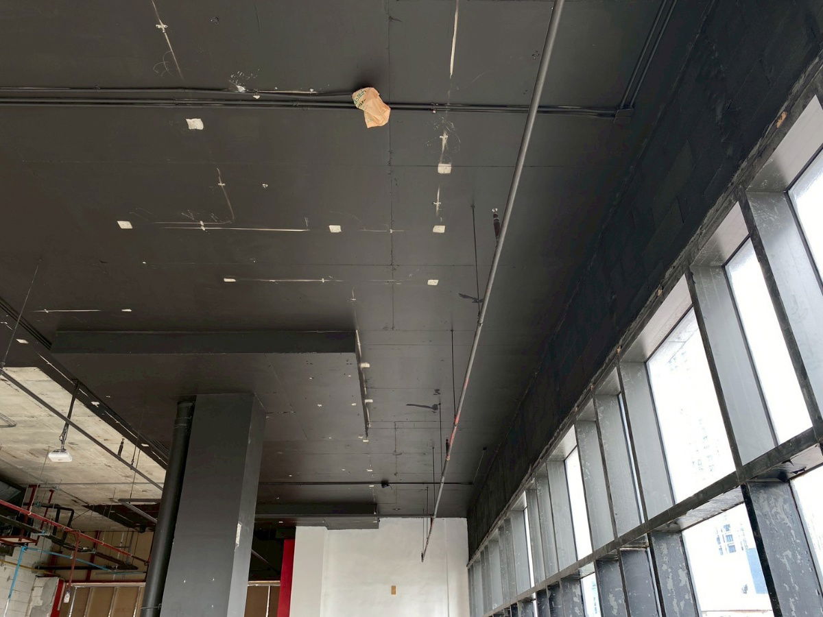 picture ✨ Premium Retail Space for Rent in the Heart of Thonglor–Ekkamai (Owner Post) 📍 Unit 303 | 3rd Floor | Donki Mall Thonglor - 12/17