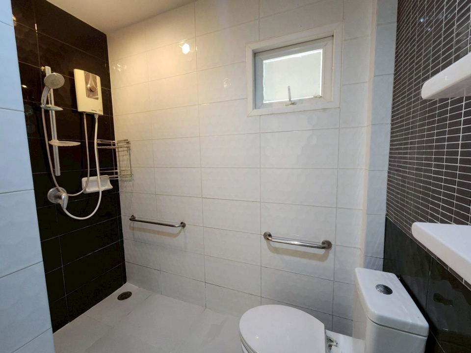 picture PK001 Modern 5-Bedroom Luxury Home at Casa Legend Pinklao-Ratchapruek - 14/18