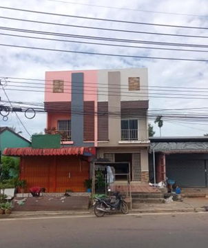 ตึกแถว เนื้อที่ทั้งหมด 144 ตารางเมตร เลขที่ 325/1 สายฉลุง-ละงู (ทล. 416) ตำบลท่าแพ อำเภอท่าแพ สตูล ราคา 1,485,000 บาท
