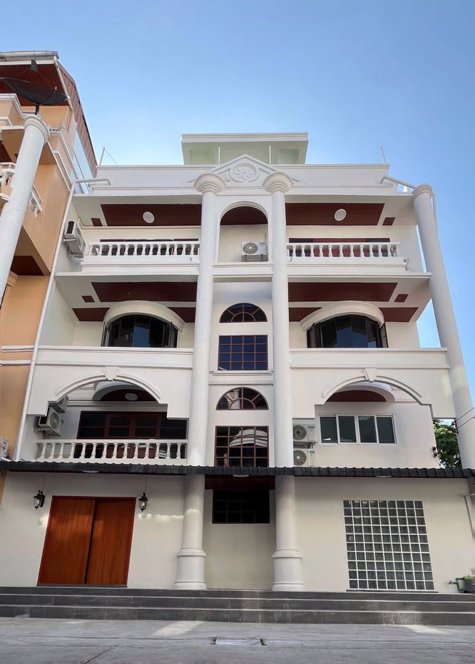 picture For rent: 5-storey luxury townhouse, Thonglor Soi 25 - 1/5