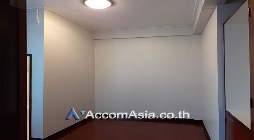 picture 🔼🔽 AccomA 📩 Home Office 4 BR Townhouse in Chong Nonsi (AA16796) - 2/19