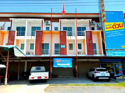 อาคารพาณิชย์ เนื้อที่ทั้งหมด 90 ตารางเมตร 55/6 ตำบลสาริกา อำเภอเมืองนครนายก นครนายก ราคา 3,256,000 บาท