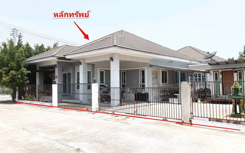 บ้านเดี่ยว เนื้อที่ทั้งหมด 412 ตารางเมตร 108/10 หมู่บ้านระฆังทอง ตำบลเมืองปัก อำเภอปักธงชัย นครราชสีมา ราคา 2,205,000 บาท