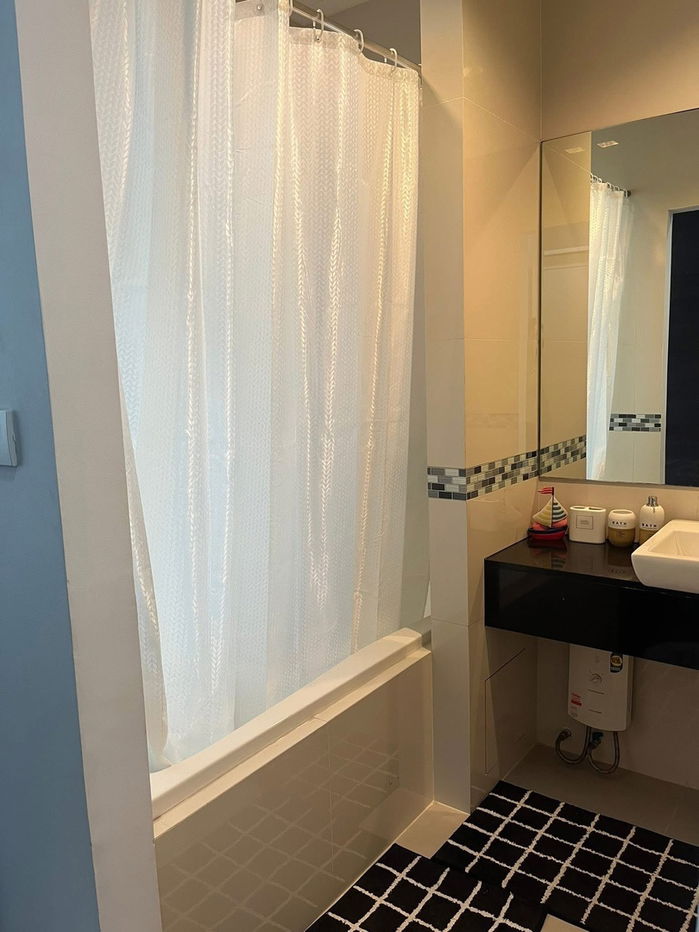 picture #R5714 🎉 140868 Condo for rent Ideo Q Phaya Tha - 8/18