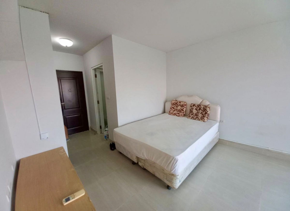 picture Rent  I-House Laguna Garden-Rama9 RCA - 8/12