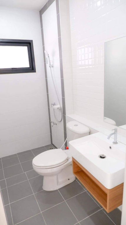 picture Two-story townhouse for rent in Rung Ruang Villa Village, Lam Luk Ka Khlong 3, Pathum Thani. - 8/8