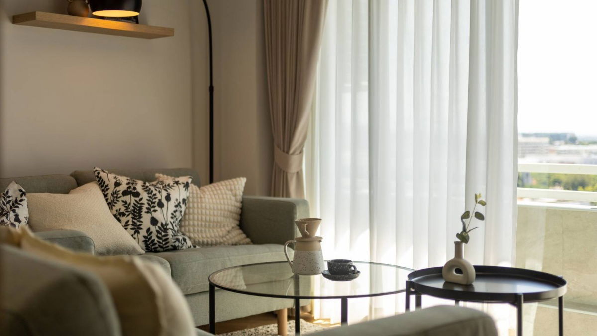 picture For rent: PENTHOUSE CONDO, large room in the heart of Nimman, offering the feeling of living in a private home RW006801 - 10/11