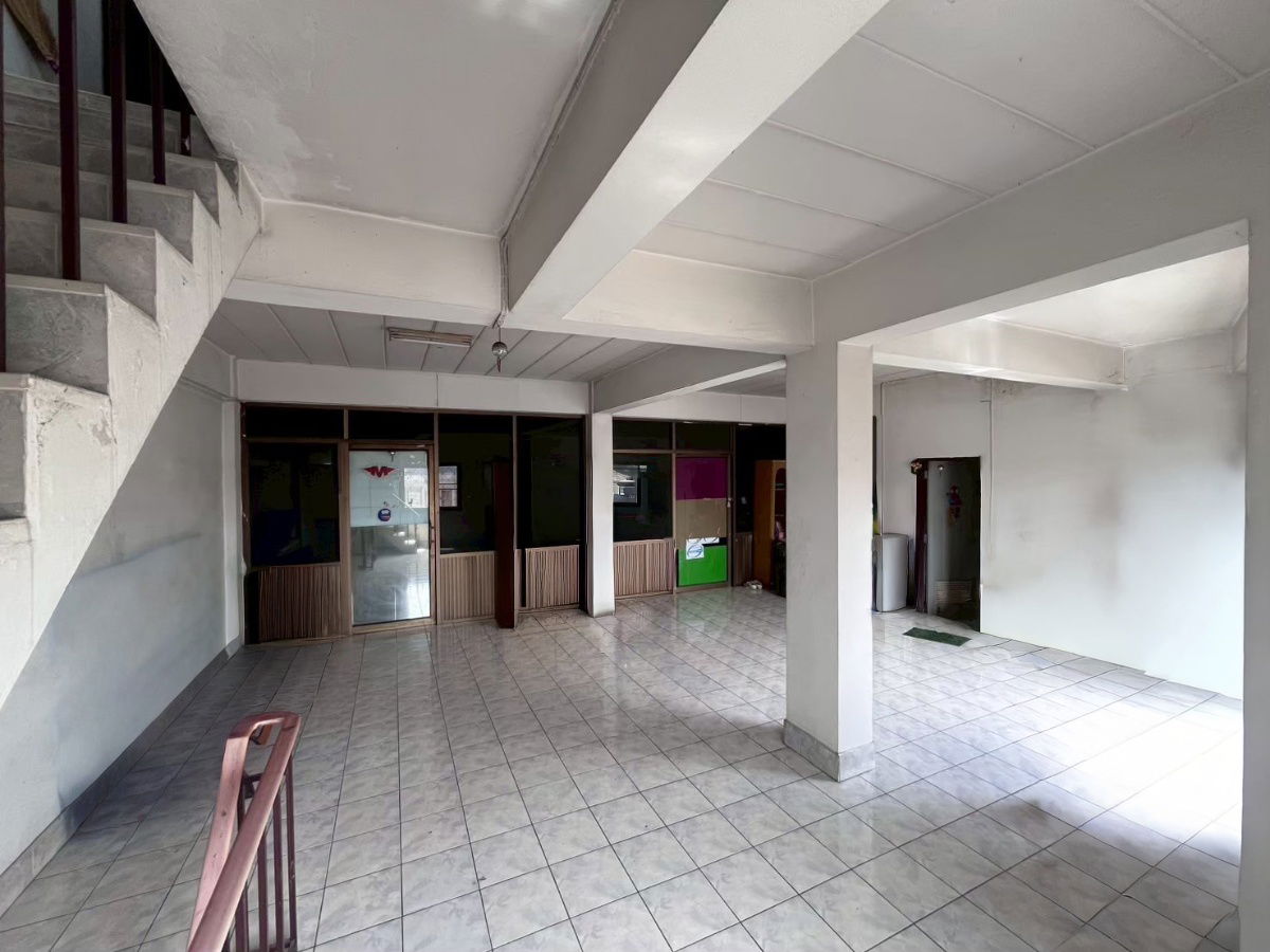 picture Urgent Sale! 5-Storey Commercial Building – Prime Location with Fully Equipped Automotive Window Film Business - 15/23