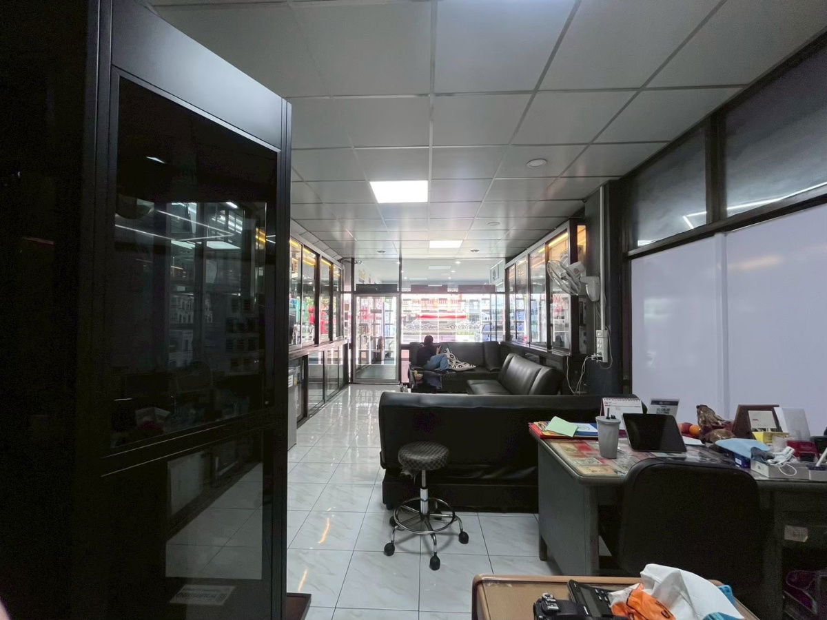 picture Urgent Sale! 5-Storey Commercial Building – Prime Location with Fully Equipped Automotive Window Film Business - 8/23