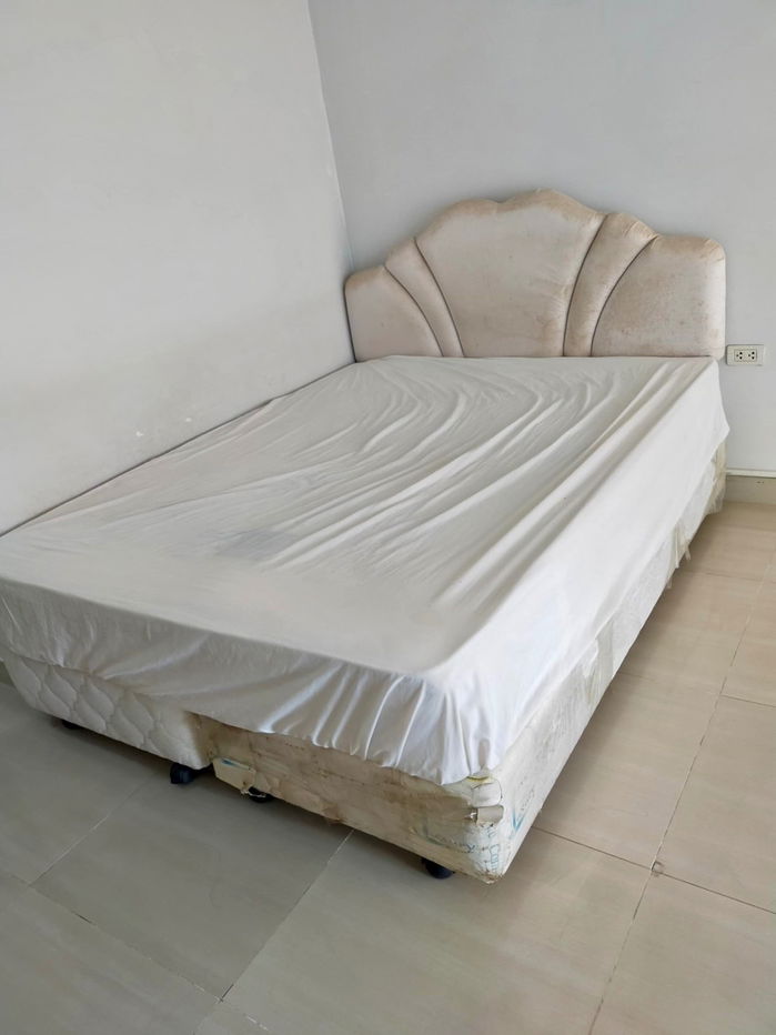 picture Rent  I-House Laguna Garden-Rama9 RCA - 5/12