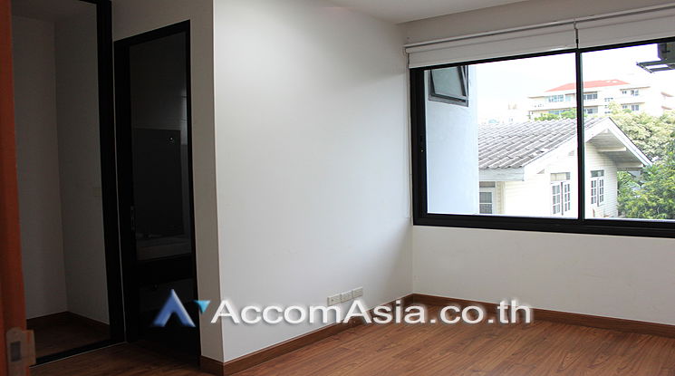รูป 🔼🔽 AccomA 📩 Pet friendly,Home Office 4 BR Townhouse in Khlong Ton Nuea (AA25261) - รูปที่ 9/11