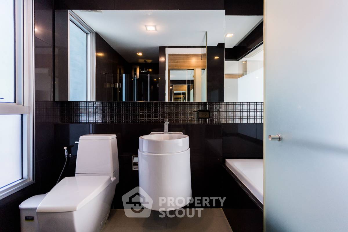 picture 2-BR Condo at Rhythm Sukhumvit 50 near BTS On Nut (ID 722631) - 11/11