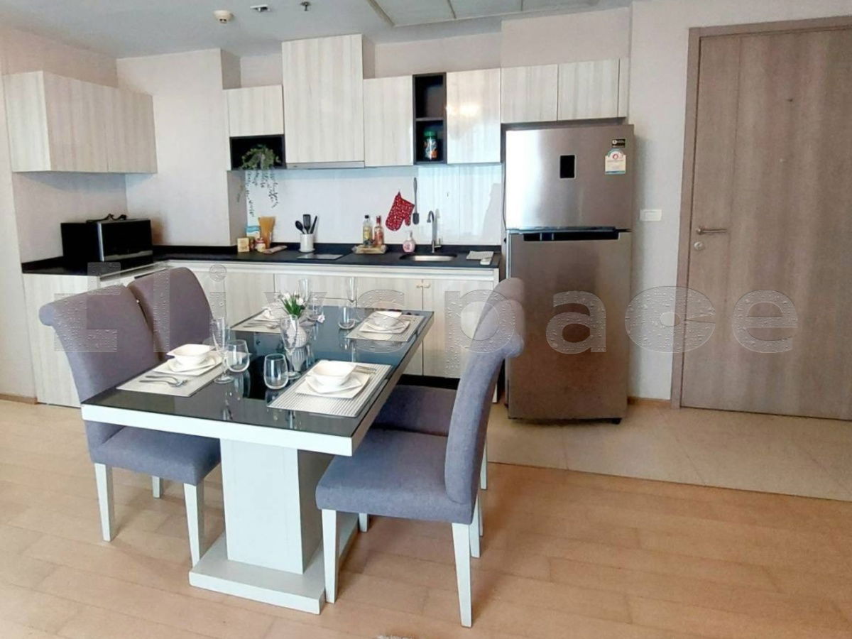 picture [L250804040] For Rent HQ Thonglor | 2 Bedroom | Size 75 sq.m. | Special Price | Ready to Move In - 1/8