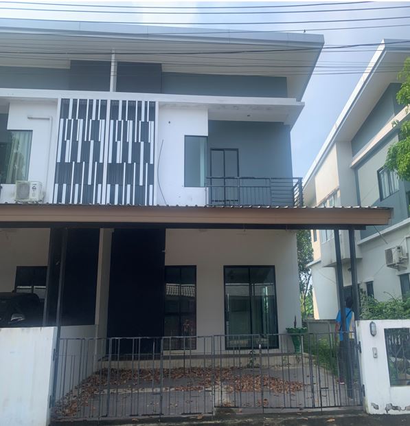 รูป บ้านแฝด เนื้อที่ทั้งหมด 193.2 ตารางเมตร 450/6 โครงการการ์เด้นพลัส ตำบลโพธิ์เสด็จ อำเภอเมืองนครศรีธรรมราช นครศรีธรรมราช ราคา 3,100,000 บาท - รูปที่ 1/12