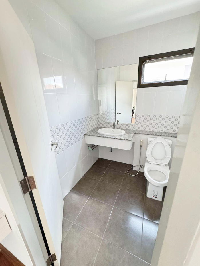 picture Two-story detached house for rent in Thanapirom Village, Navanakorn Khlong Nueng, Khlong Luang District, Pathum Thani - 50/56