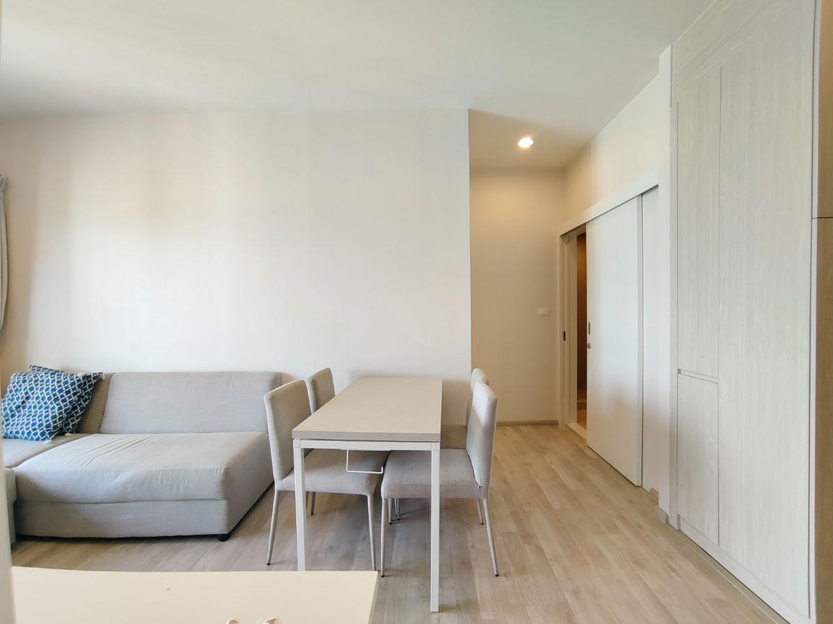 picture Niche Mono Mega Space Bangna, 2 bedrooms, 39th floor, size 50 sq m., rent 1800/month. Call/Line: 0636262722 - 14/18