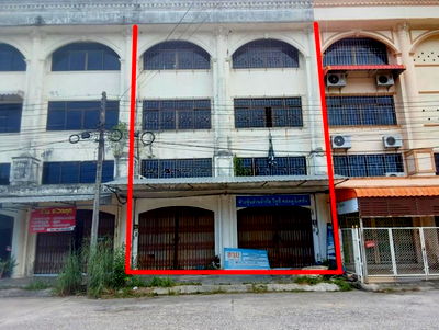 Shophouses for sale Thaksin University : ตึกแถว 162.4 square meter Songkhla Muang Songkhla Khao Rup Chang for 6080000 THB