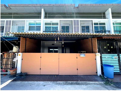 Townhouses for sale Chonburi : ทาวน์เฮ้าส์ 80 square meter Chonburi Muang Chon Buri Don Hualo for 1550000 THB