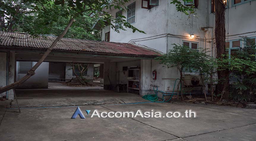 picture 🔼🔽 AccomA 📩 Home Office,Garden 4 BR House in Khlong Ton Nuea (AA26054) - 4/20