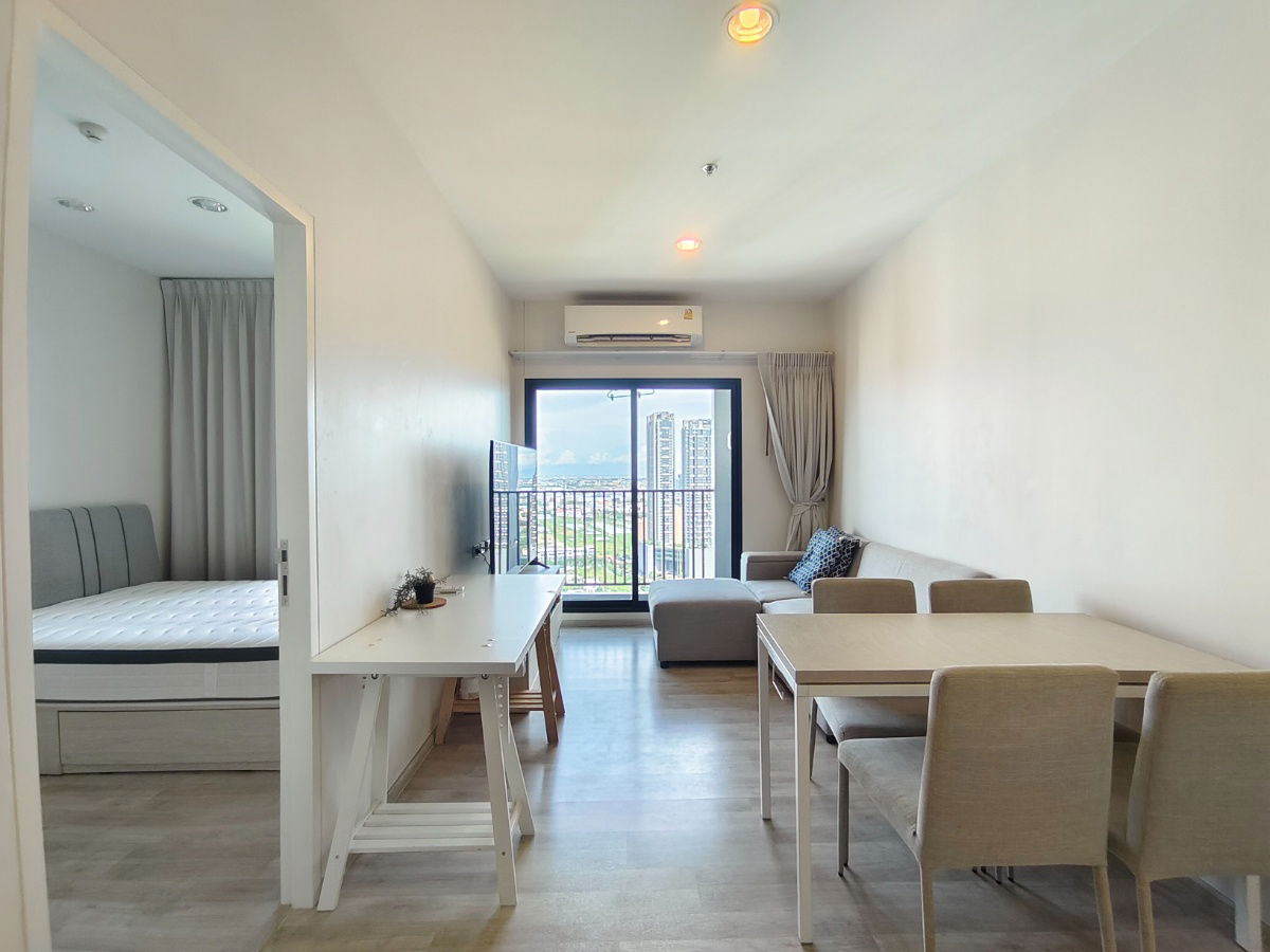 picture Niche Mono Mega Space Bangna, 2 bedrooms, 39th floor, size 50 sq m., rent 1800/month. Call/Line: 0636262722 - 5/18