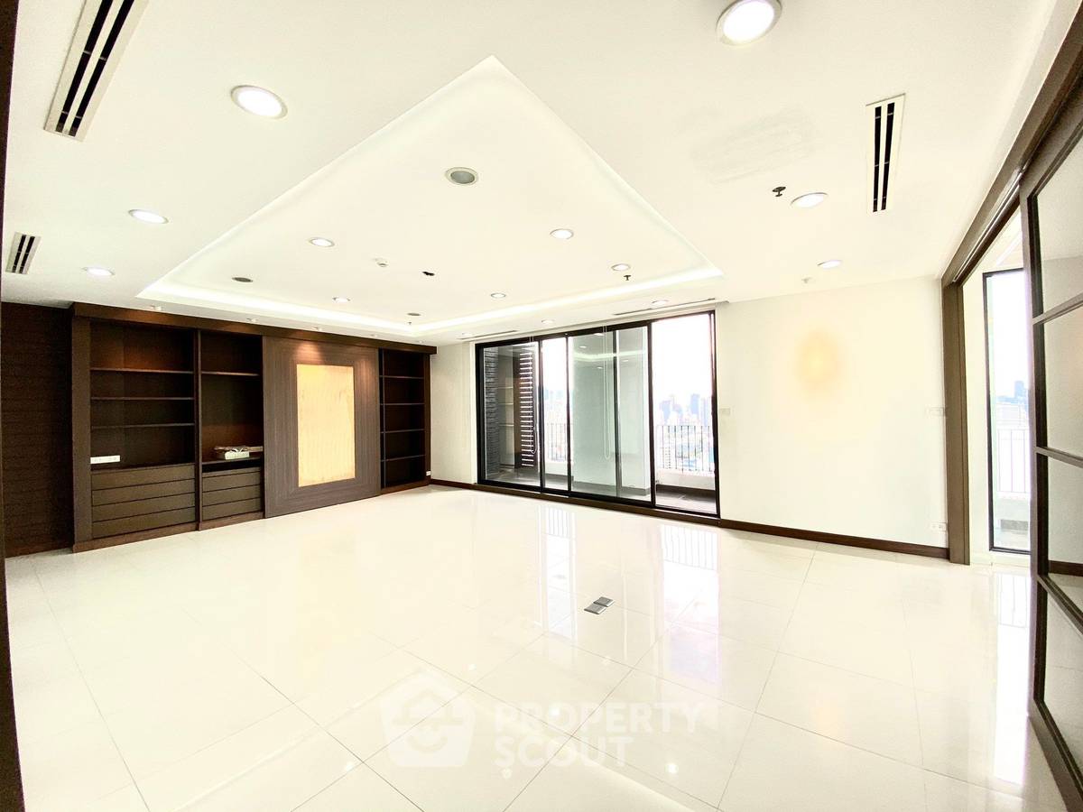 picture 3-BR Condo at Icon 3 Condominium close to Thong Lo (ID 1019405) - 7/13